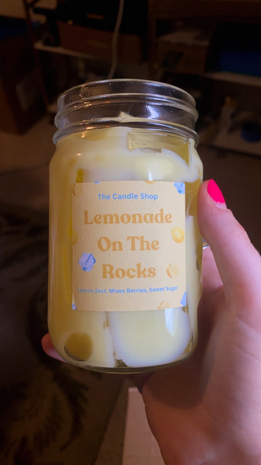 The Candle Shop- 10 ounce Lemonade On The Rocks Candle